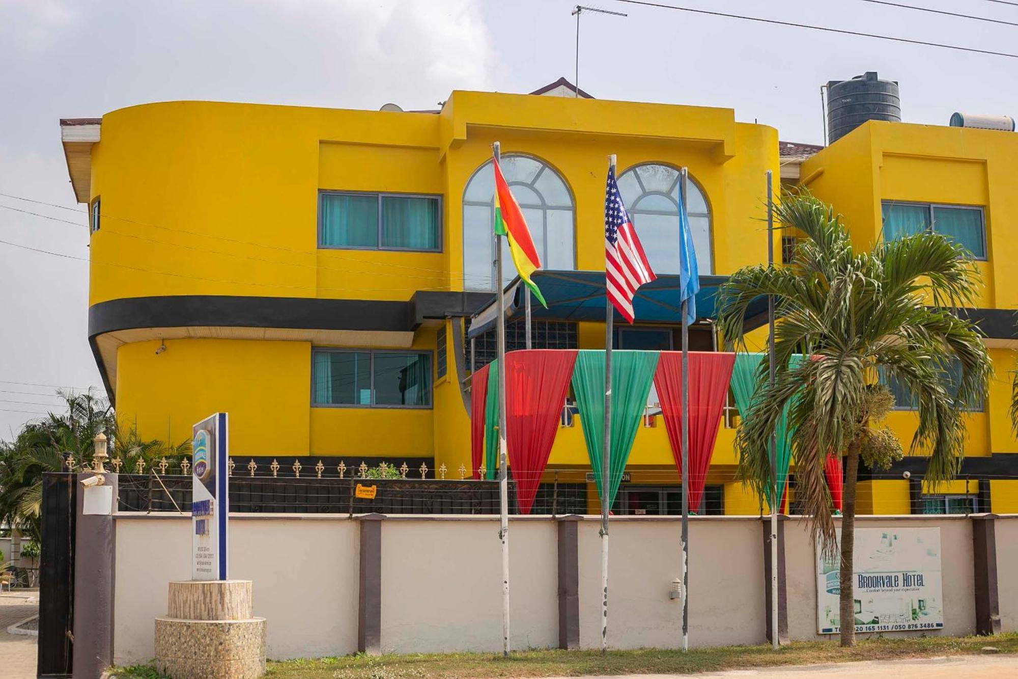 Brookvale Hotel Weija Exterior photo