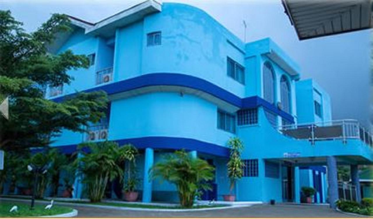Brookvale Hotel Weija Exterior photo